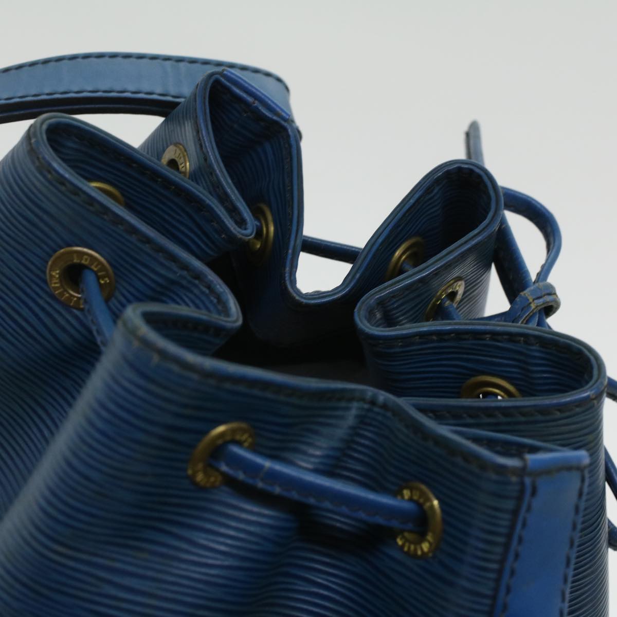 Louis Vuitton Noe, Blue, Leather, shoulder