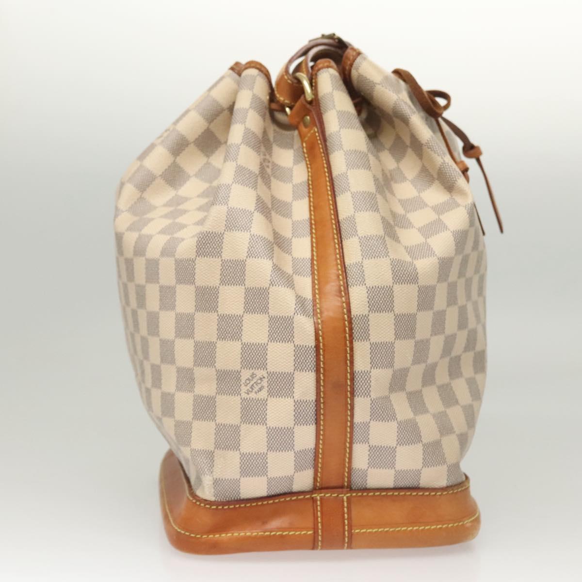 Louis Vuitton Noé, White, Canvas, shoulder