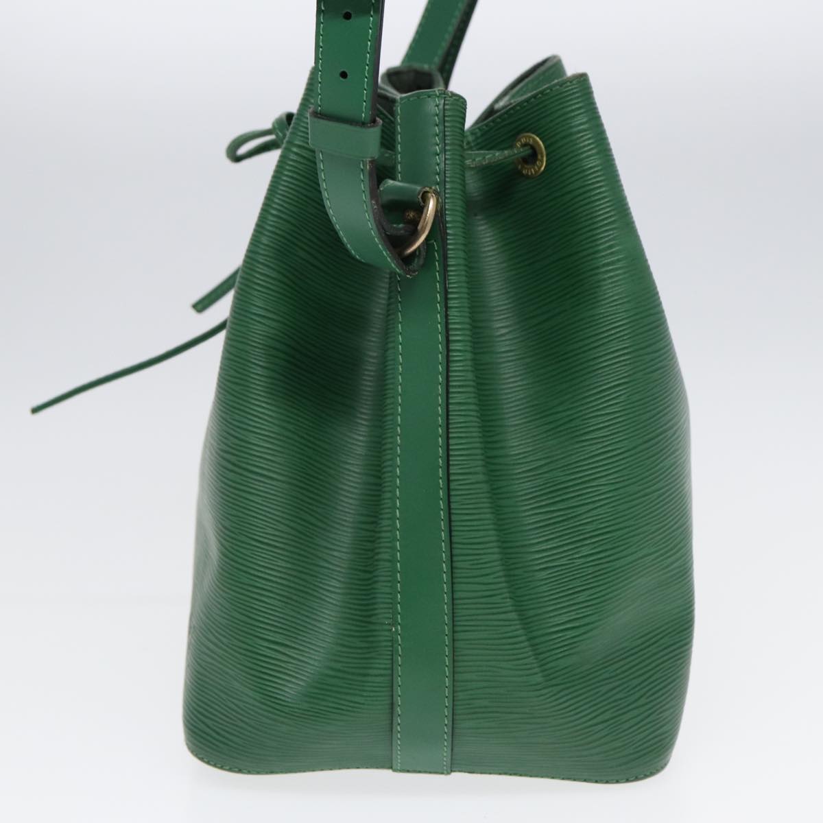 Louis Vuitton Noé PM, Green, Leather, shoulder