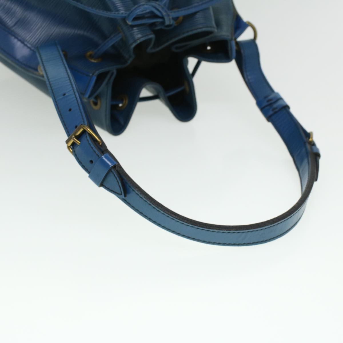 Louis Vuitton Noe, Blue, Leather, shoulder