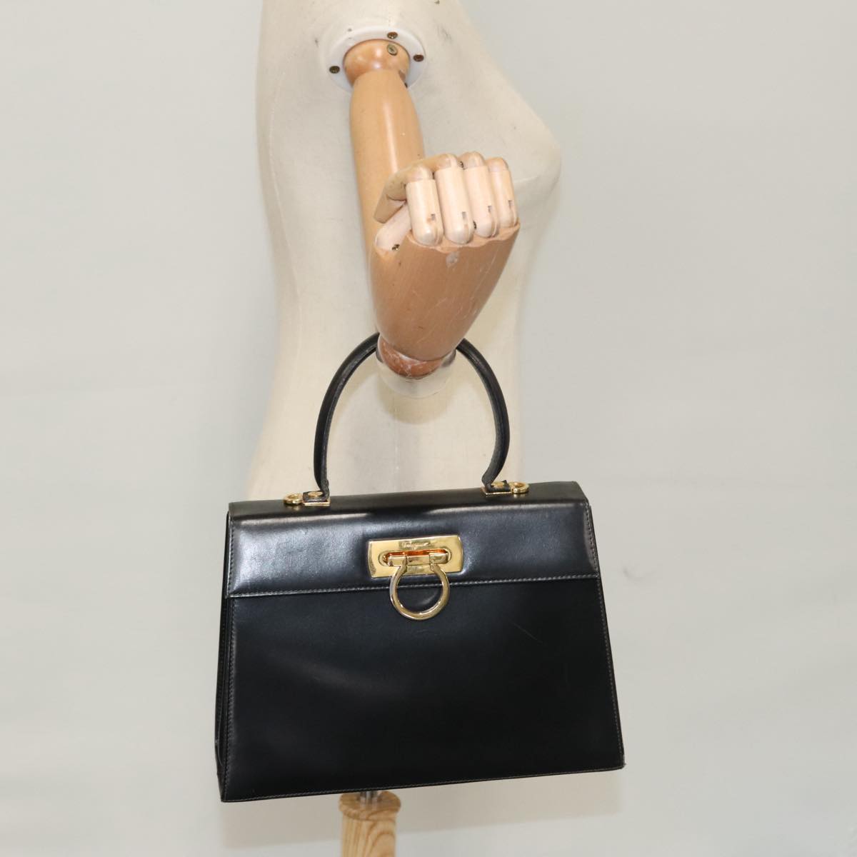 Salvatore Ferragamo Gancini, Black, Leather, handbag