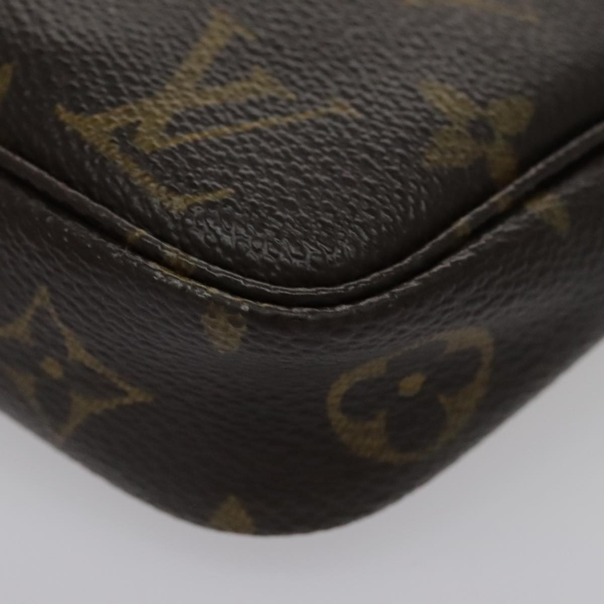 Louis Vuitton Pochette Accessoire, Brown, Canvas, clutch