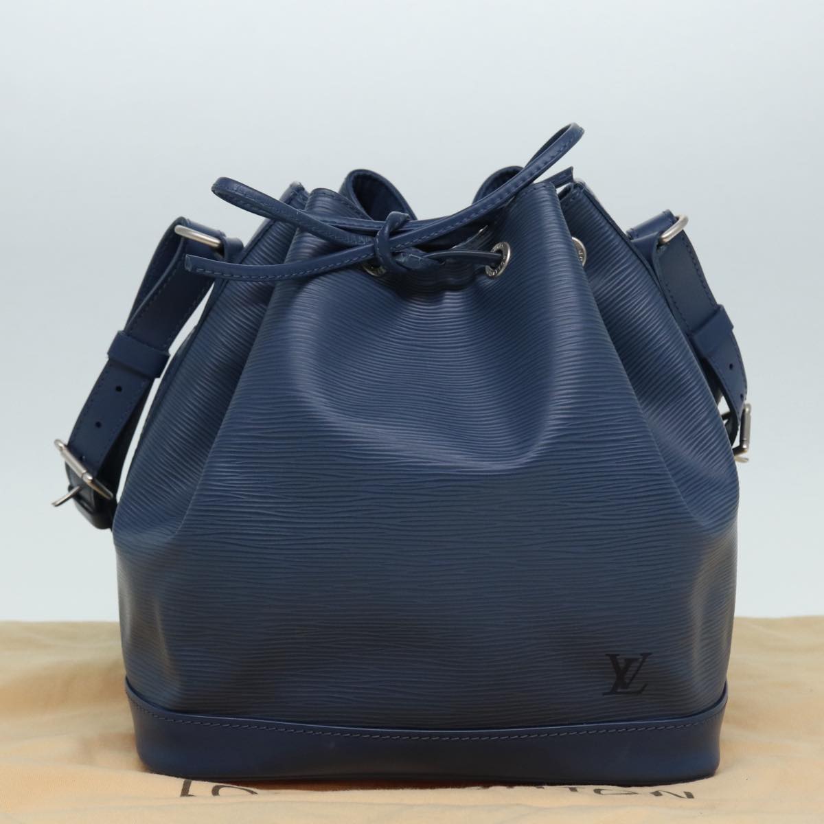 Louis Vuitton Noe, Blue, Leather, shoulder