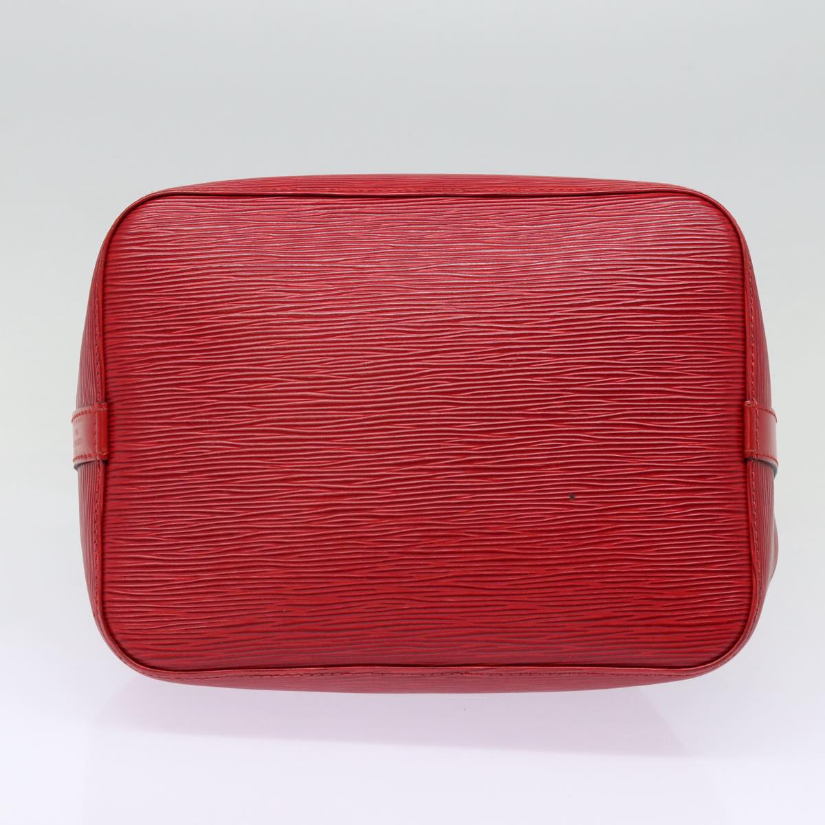 Louis Vuitton Noe, Red, Leather, shoulder