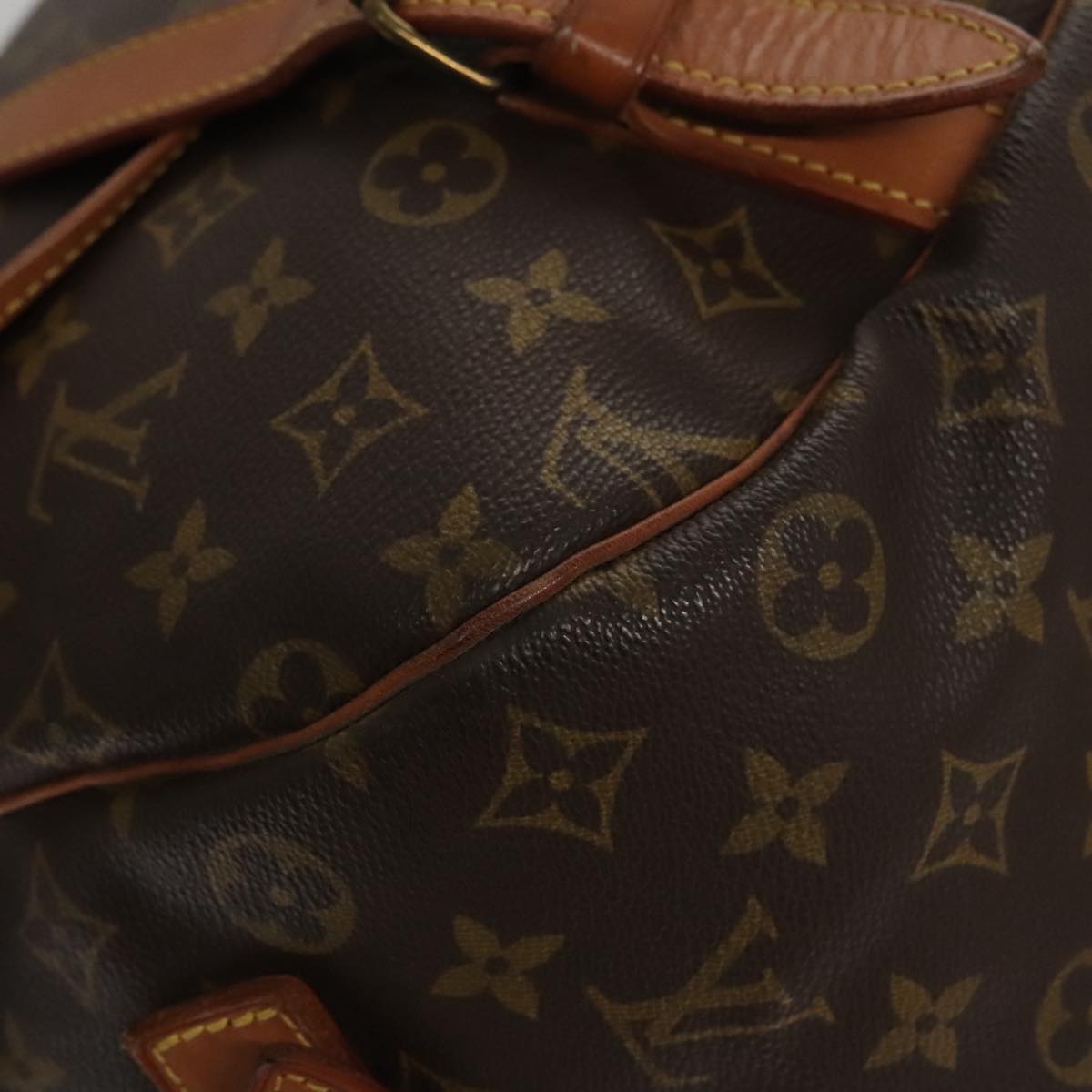 Louis Vuitton Saumur 43, Brown, Canvas, shoulder