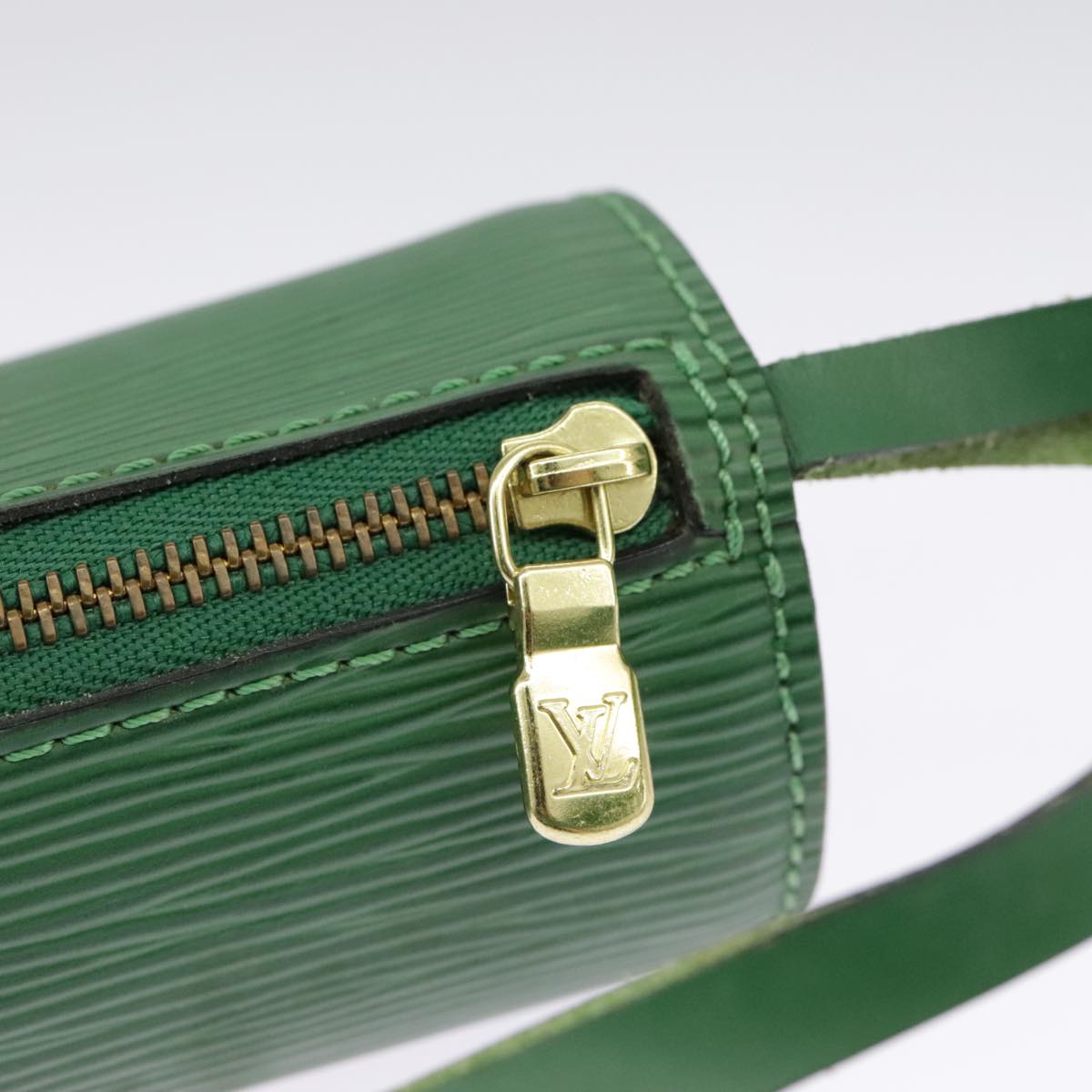 Louis Vuitton Soufflot, Green, Leather, handbag