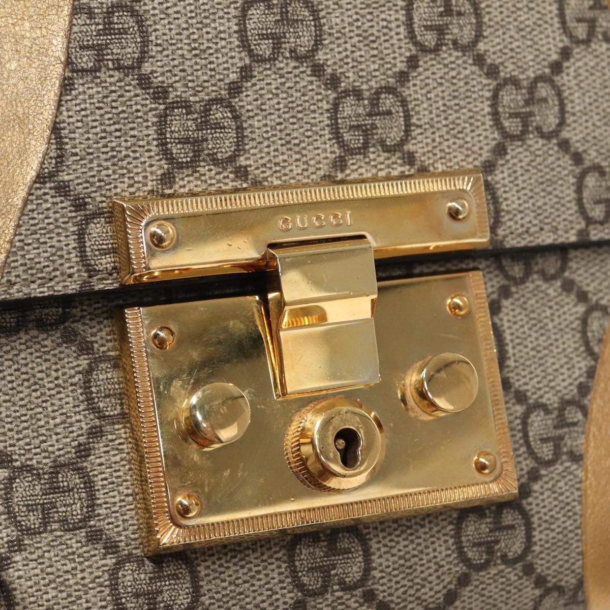 Gucci Padlock, Beige, Leather, shoulder