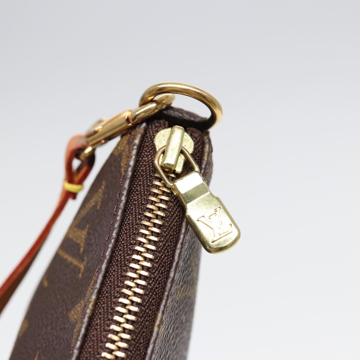 Louis Vuitton Pochette Accessoire, Brown, Canvas, clutch