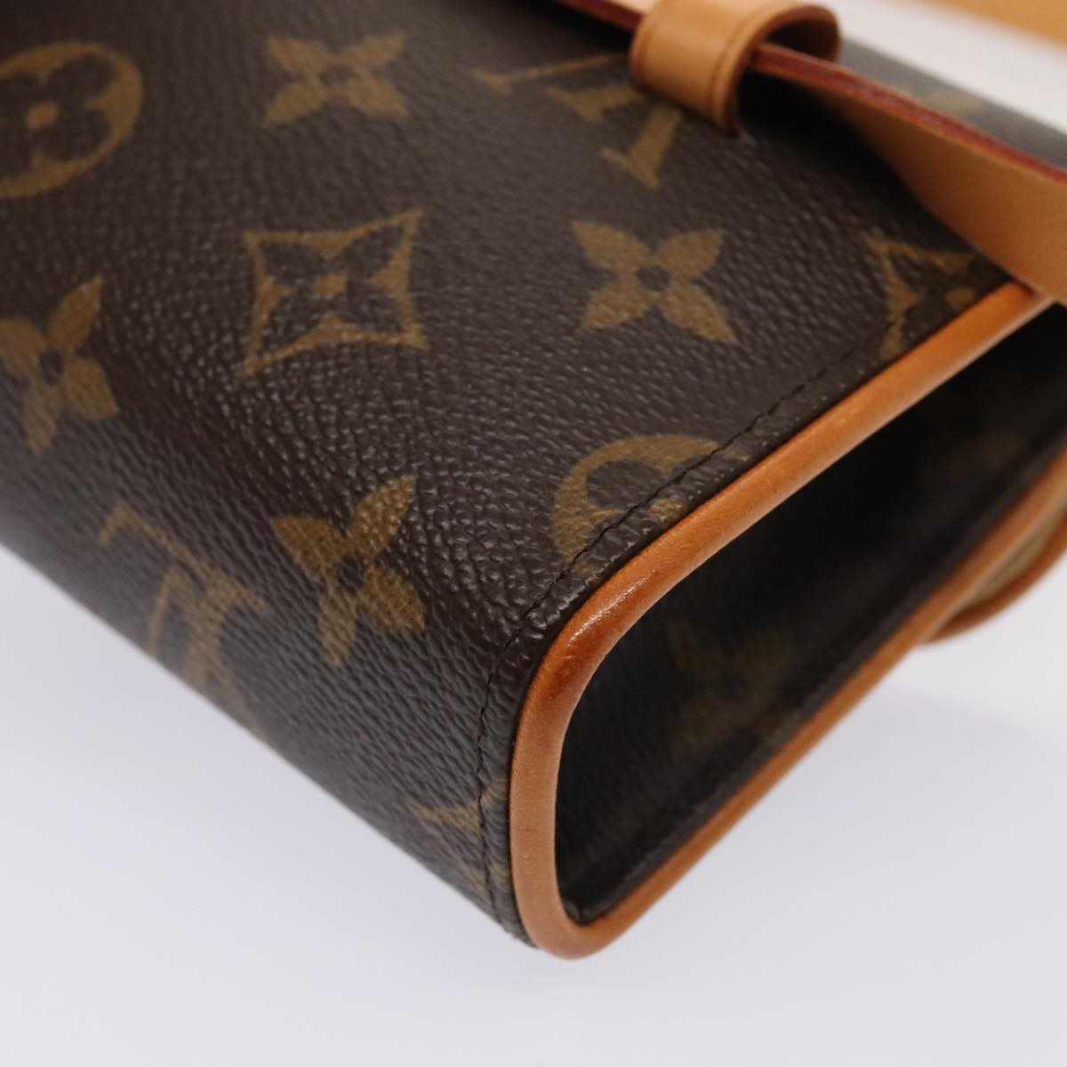 Louis Vuitton Florentine, Brown, Canvas, shoulder