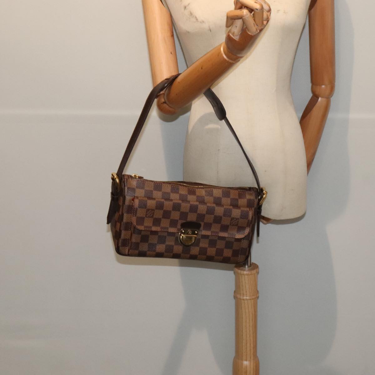 Louis Vuitton Ravello GM, Brown, Canvas, shoulder