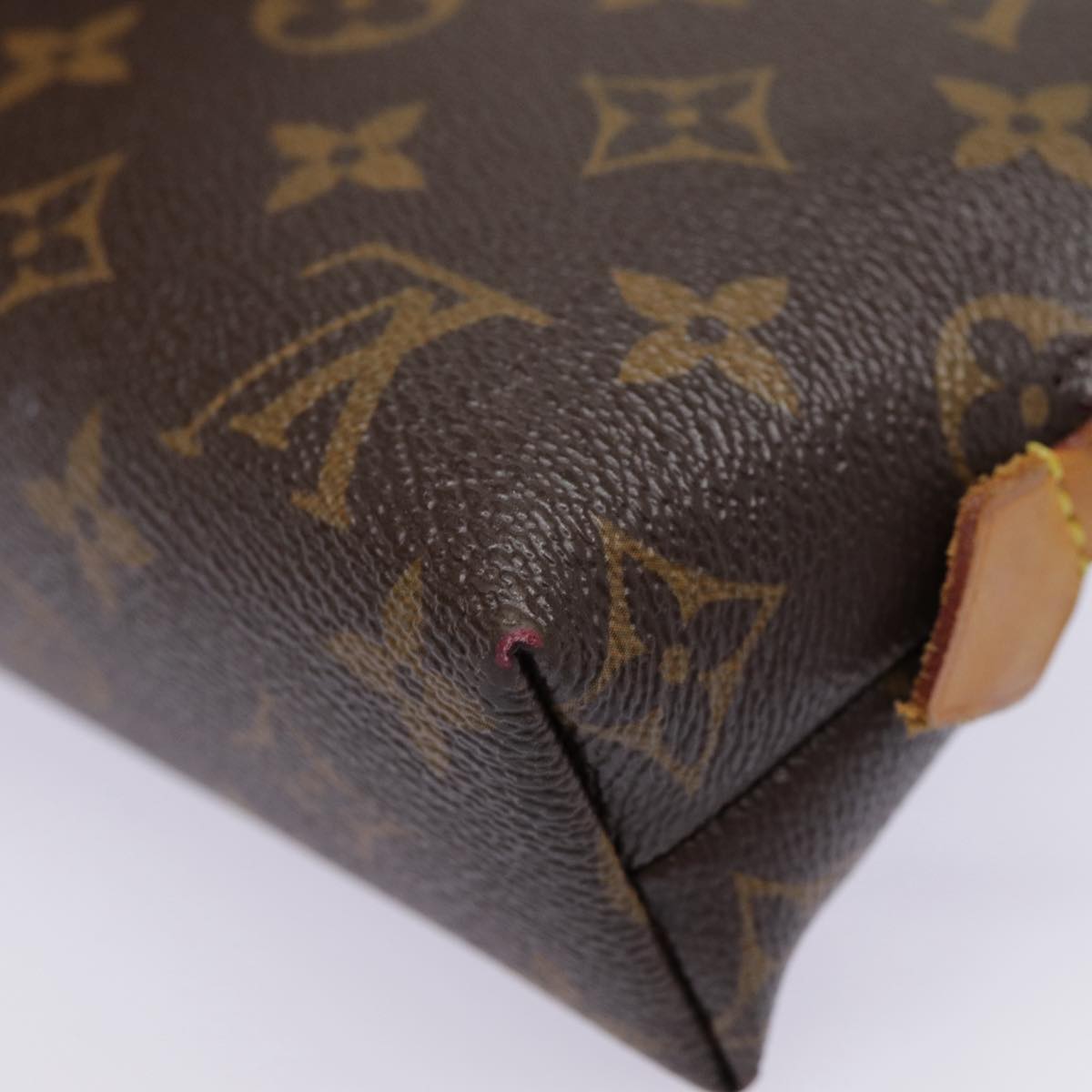 Louis Vuitton Cosmetic Pouch, Multicolour, Canvas, clutch