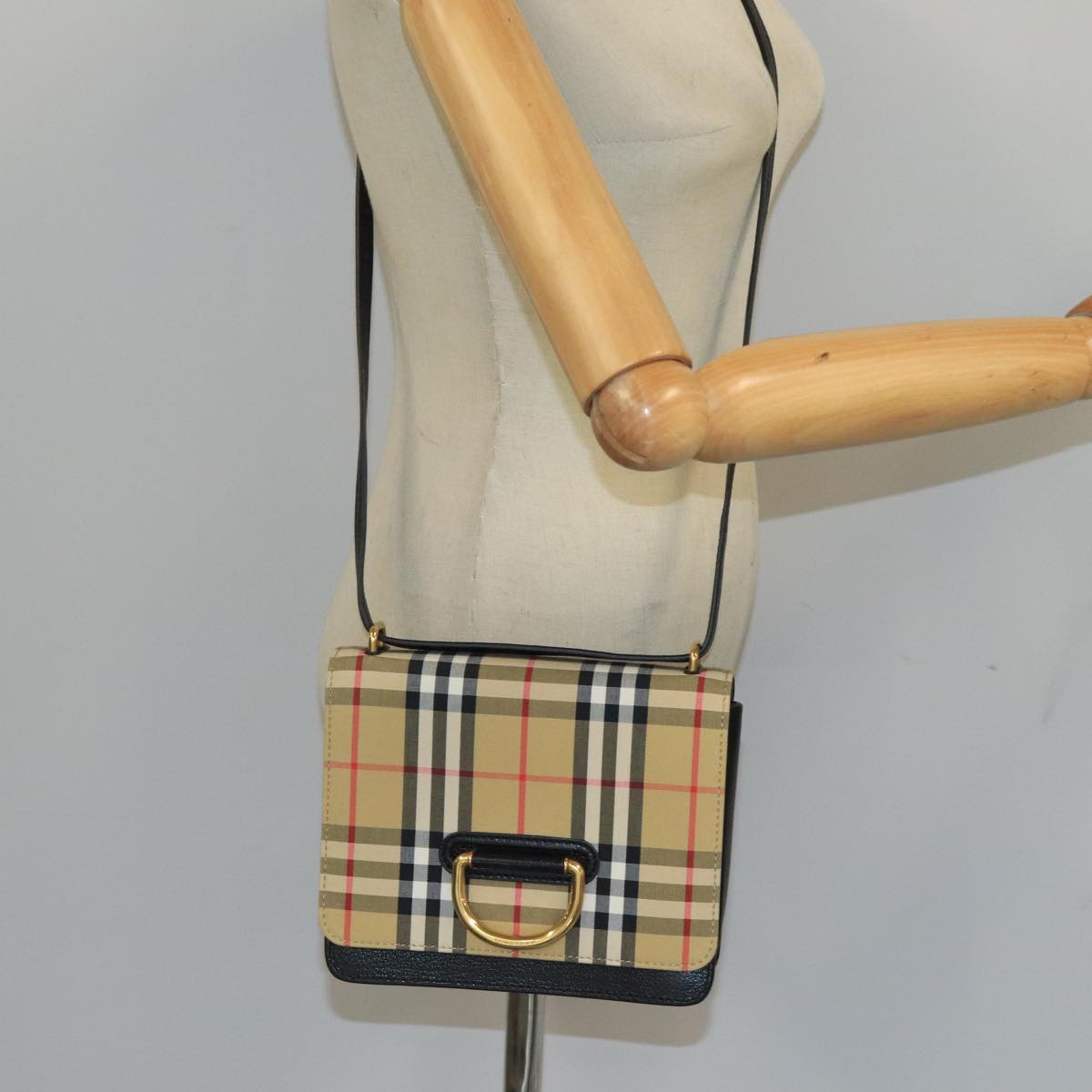 Burberry Nova Check, Beige, Canvas, shoulder