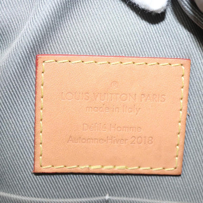 Louis Vuitton Messenger, Grey, Canvas, shoulder
