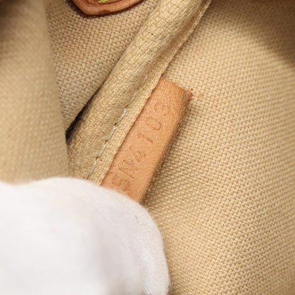Louis Vuitton Eva, White, Canvas, shoulder
