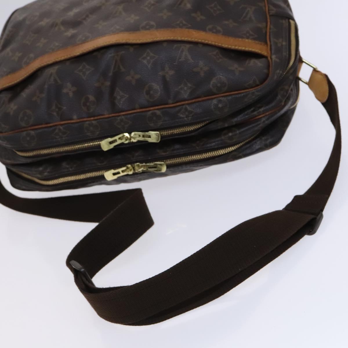 Louis Vuitton Reporter, Brown, Canvas, shoulder