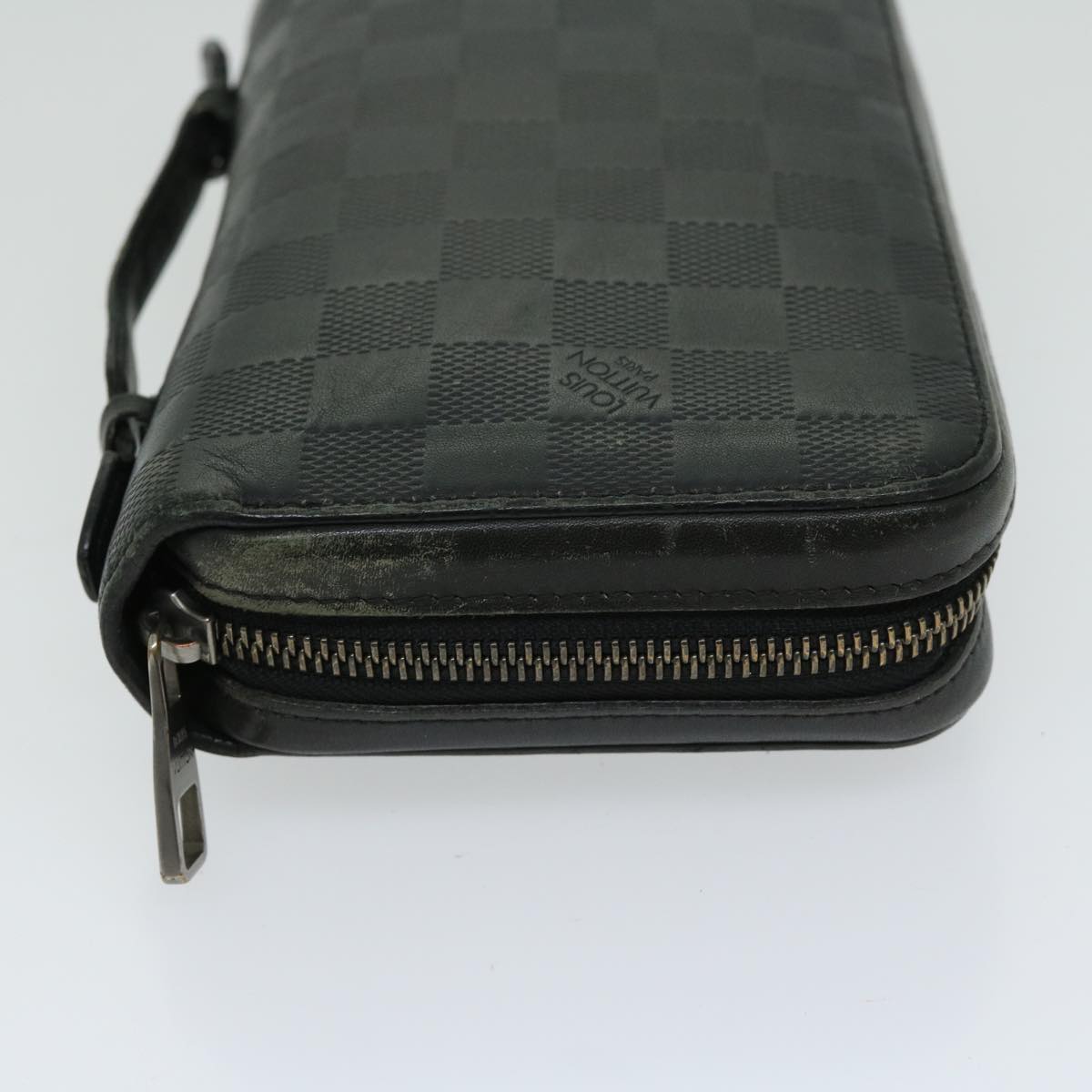 Louis Vuitton Zippy XL, Black, Leather, wallet