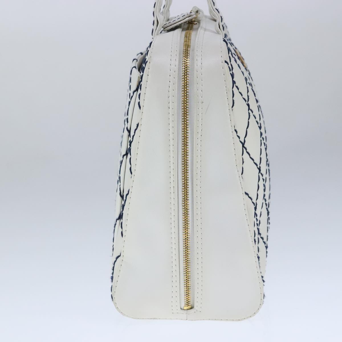 Chanel Wild stitch, White, Leather, tote