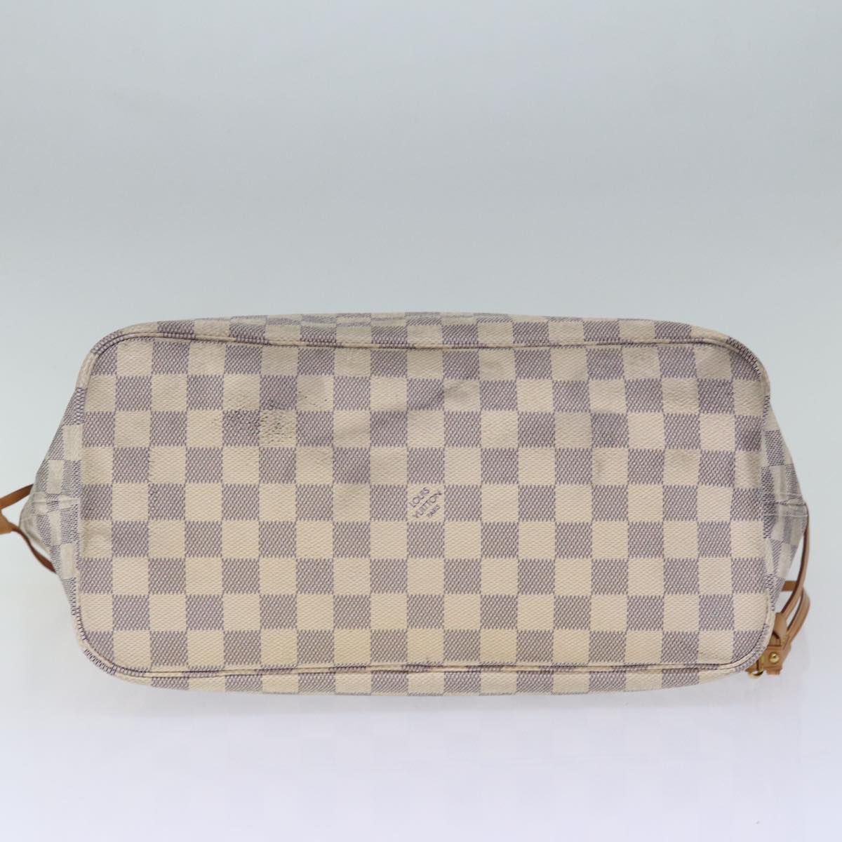 Louis Vuitton Neverfull MM, White, Canvas, tote