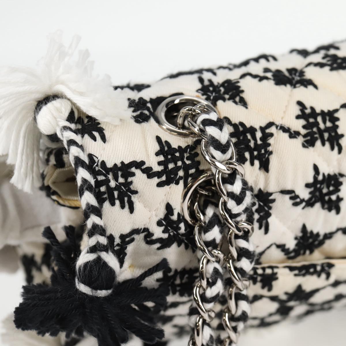 Chanel Timeless, White, Cotton, shoulder