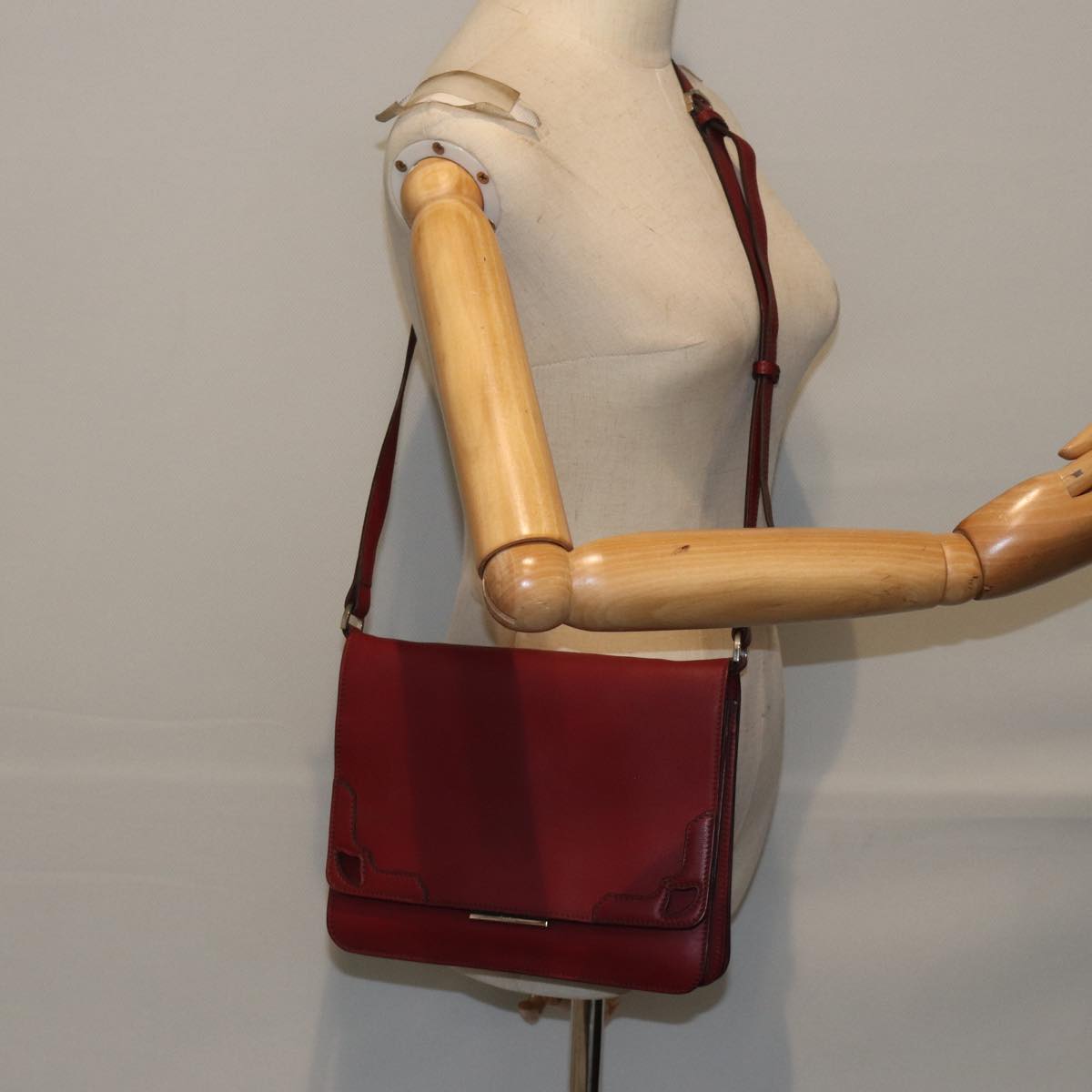 Cartier, Burgundy, Leather, shoulder