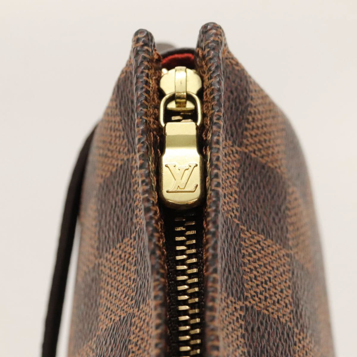 Louis Vuitton Truth, Brown, Canvas, clutch