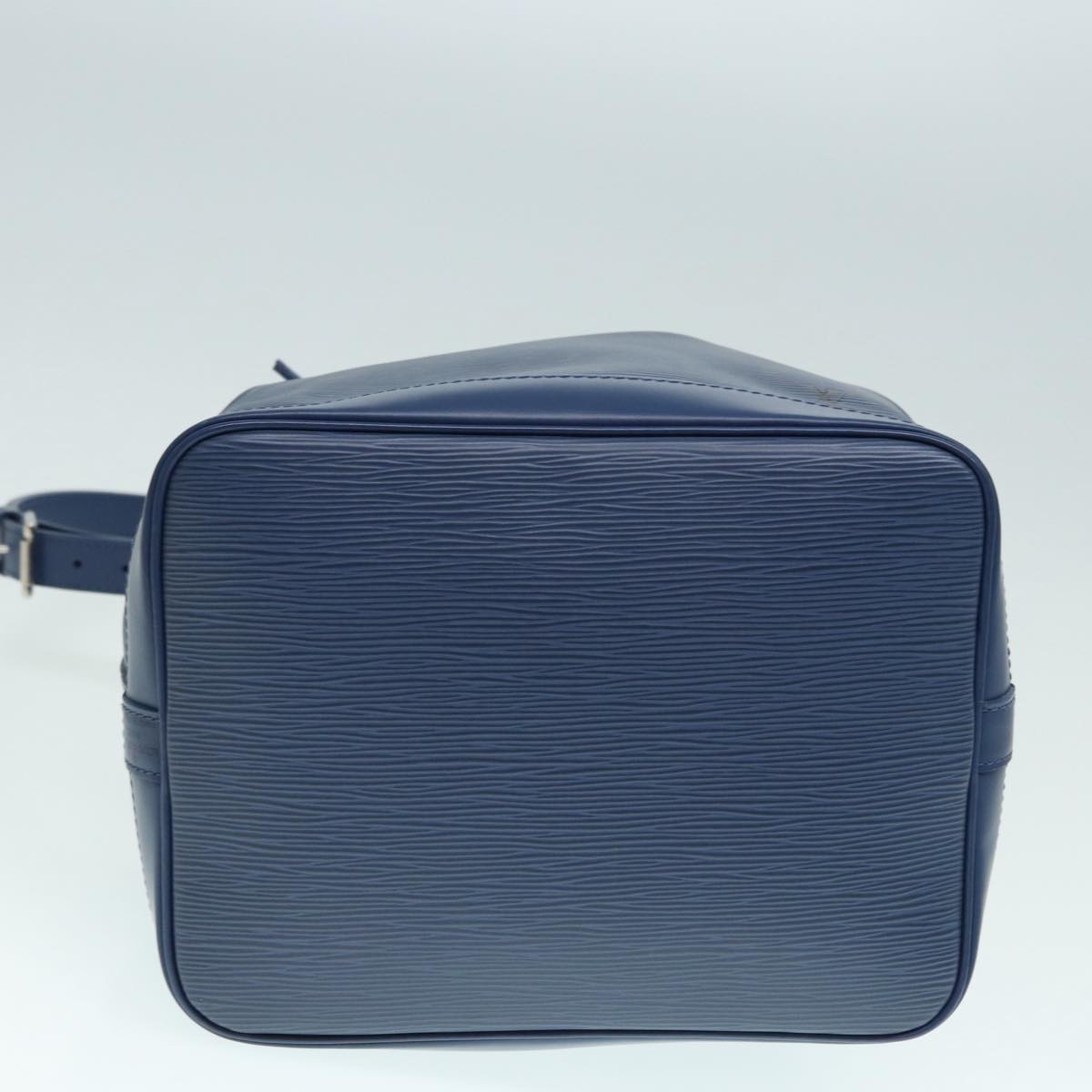 Louis Vuitton Noe, Blue, Leather, shoulder