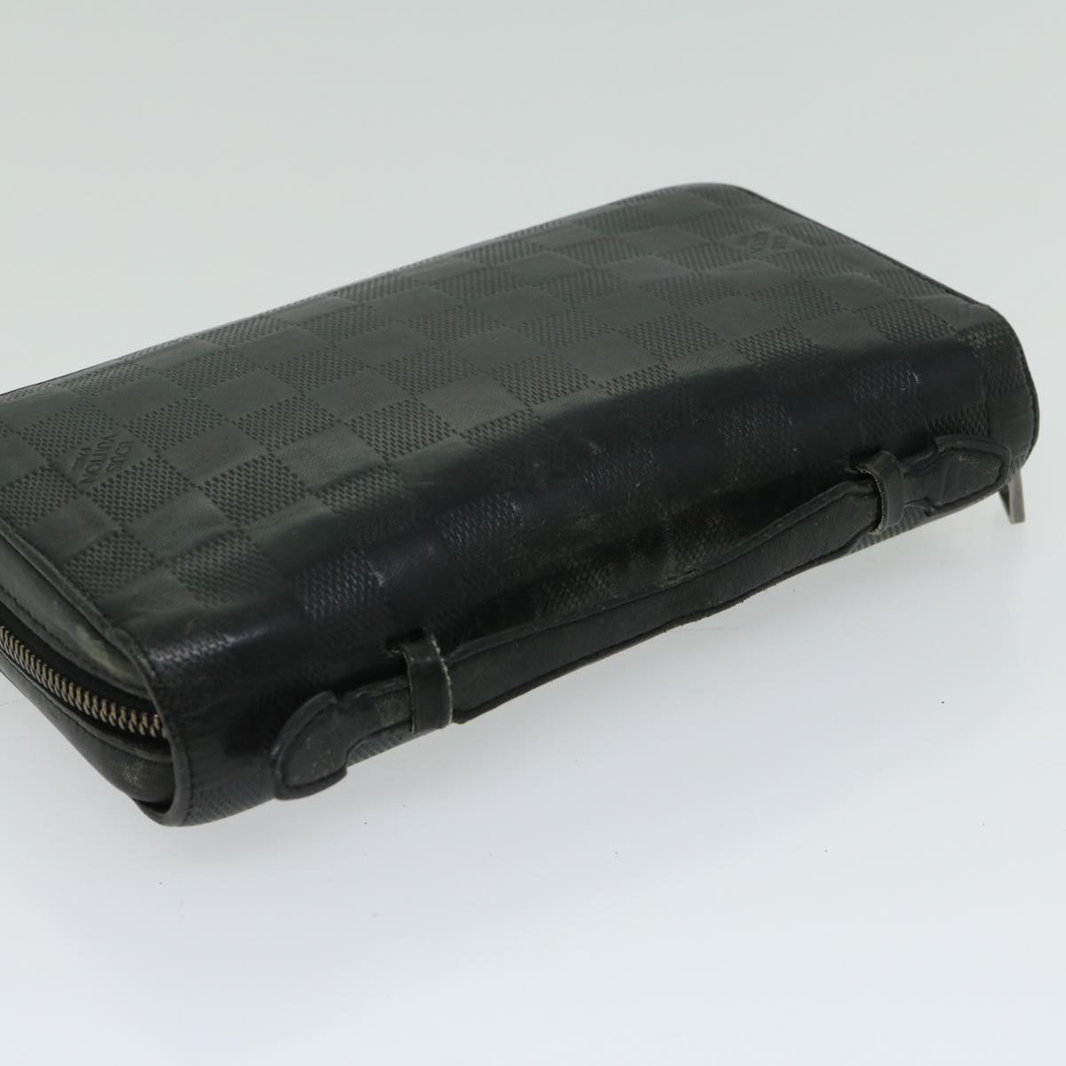 Louis Vuitton Zippy XL, Black, Leather, wallet