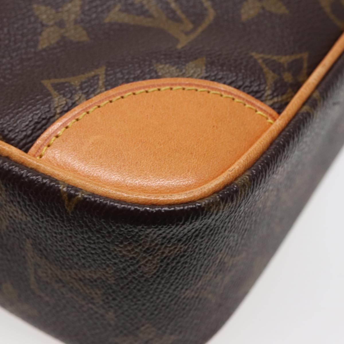 Louis Vuitton Compiegne 28, Brown, Canvas, clutch