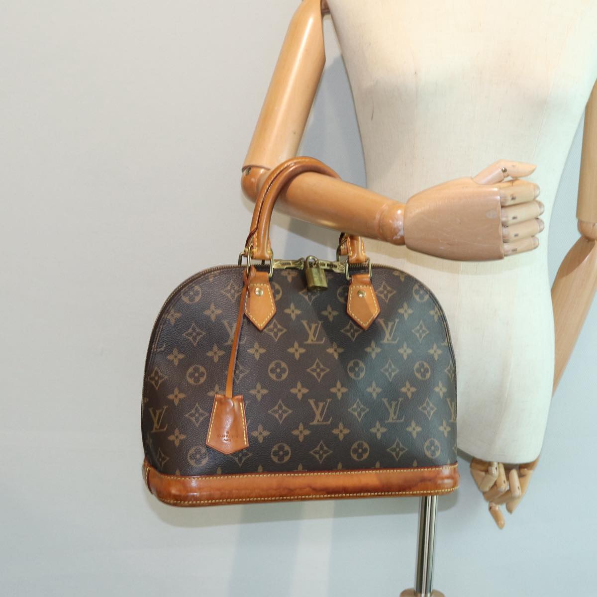 Louis Vuitton Alma, Other, Canvas, handbag