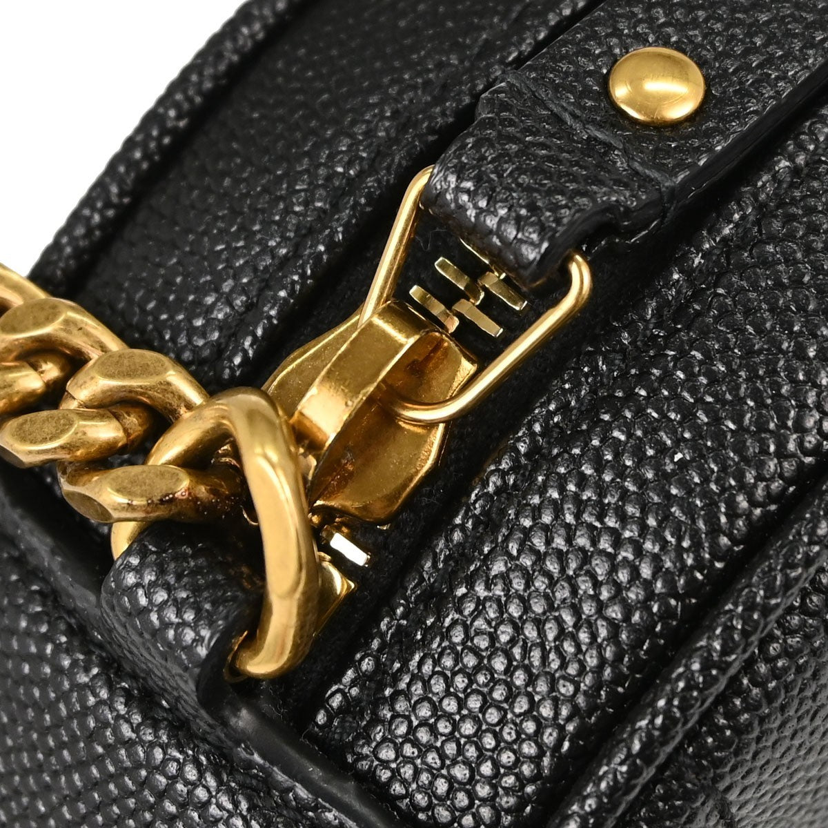 Saint Laurent Vinyle Round Belt Matelasse Chevron Leather, Black, Leather, Clutch