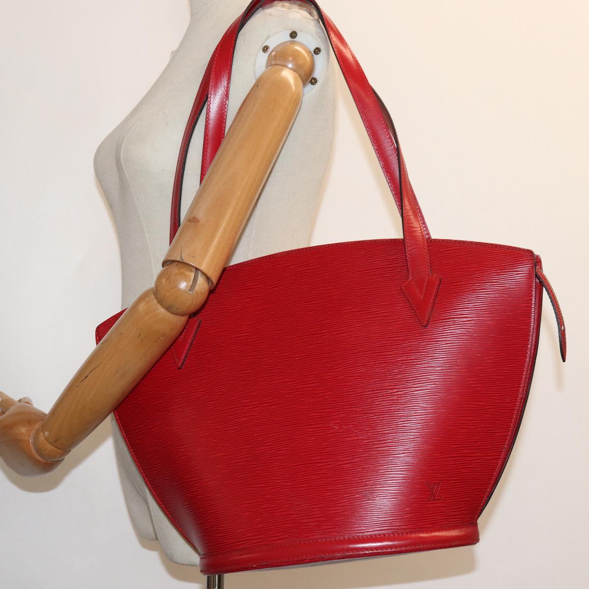 Louis Vuitton Saint Jacques, Red, Leather, shoulder