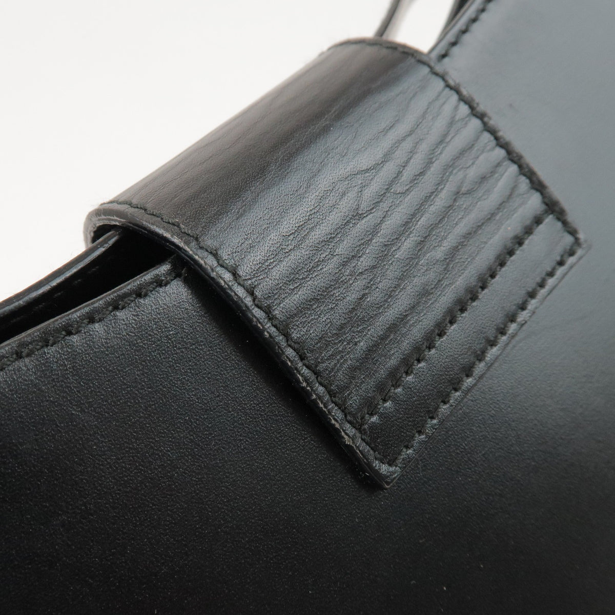 Salvatore Ferragamo Trifolio Leather, Black, Leather, Shoulder Bag