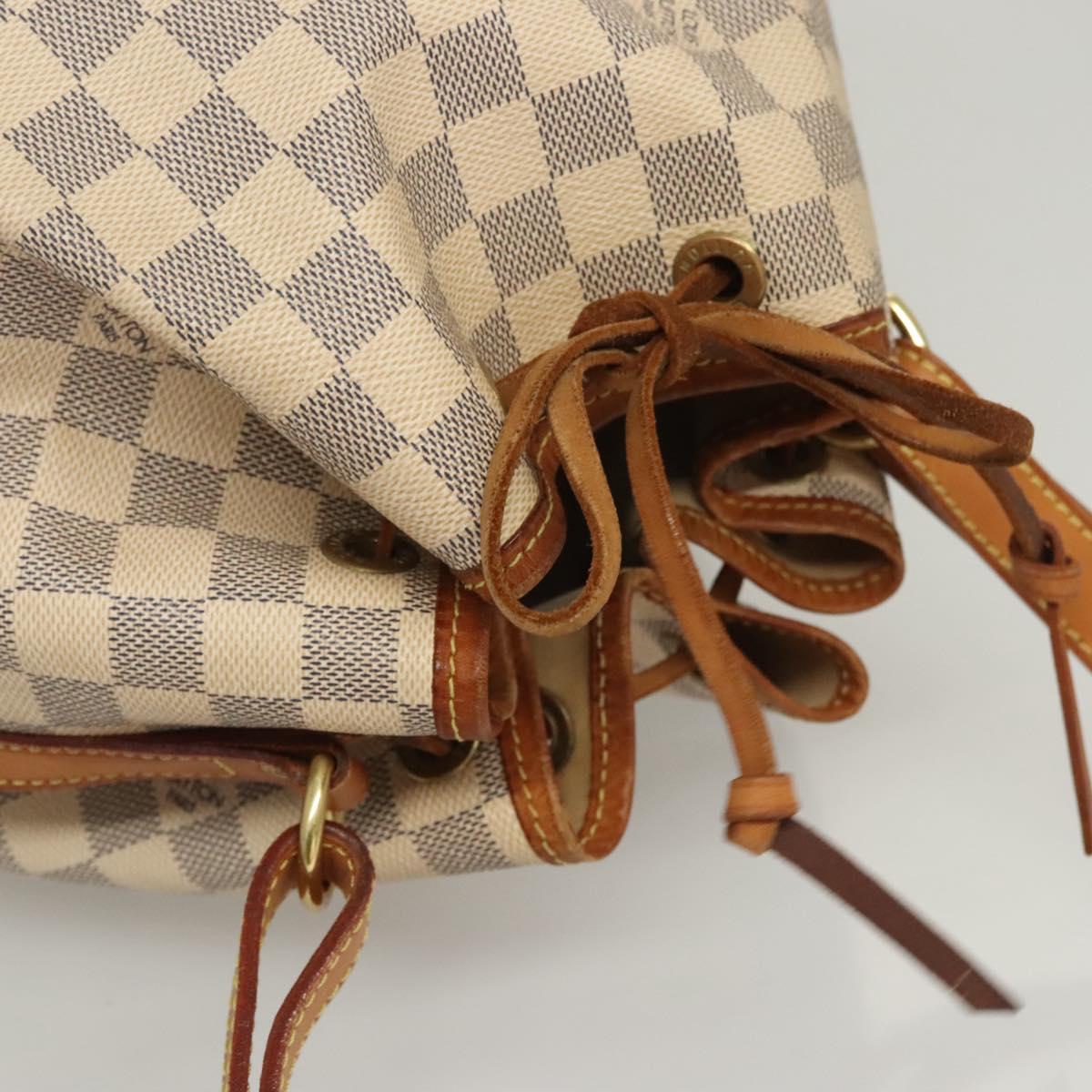 Louis Vuitton Noé, White, Canvas, shoulder
