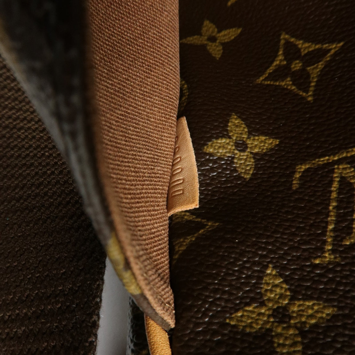 Louis Vuitton Bosphore Messenger Monogram Canvas, Brown, Canvas, Handbag