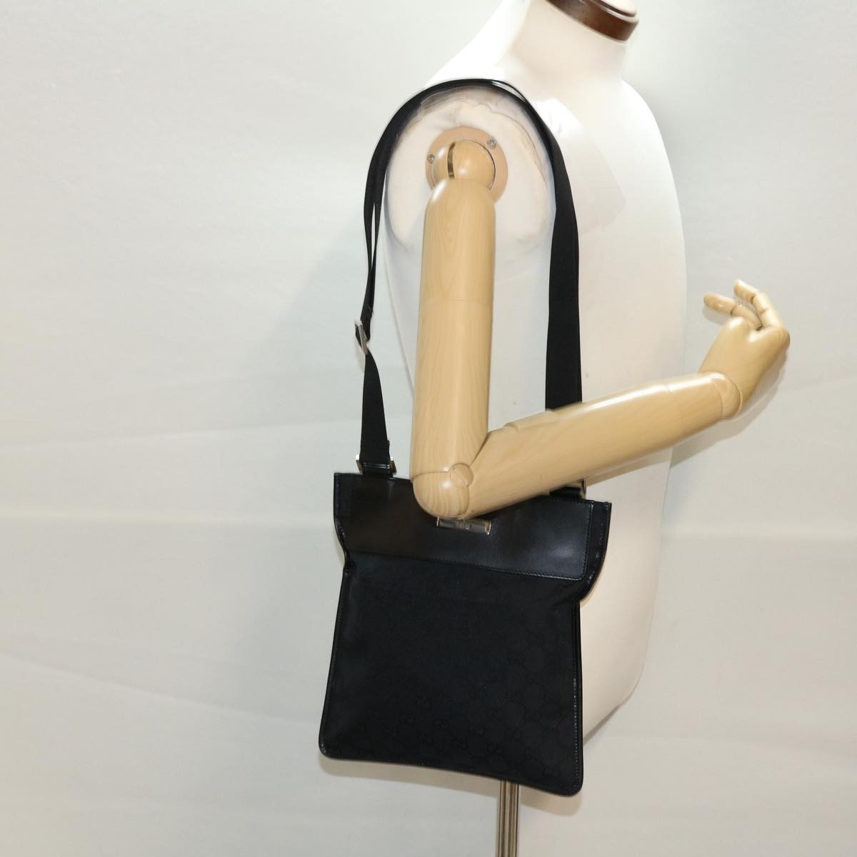 Gucci Vintage Flat Messenger GG Canvas and Leather, Black, Canvas, Handbag