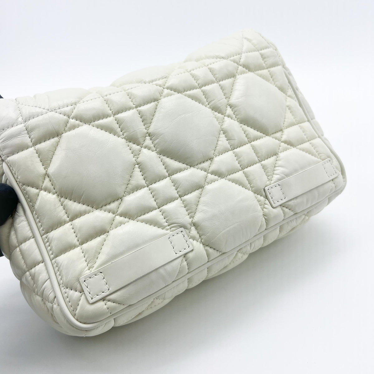 Christian Dior Diorcamp Messenger Padded Macrocannage Quilt Calfskin, White, Leather, Shoulder Bag