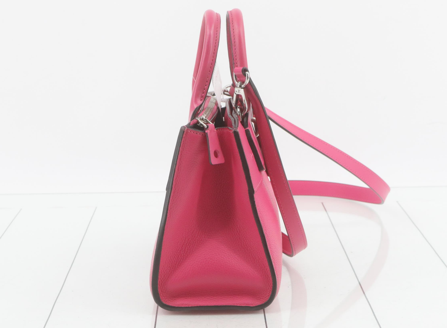 Louis Vuitton Lockme Handbag Leather, PINK, LEATHER, Handbag