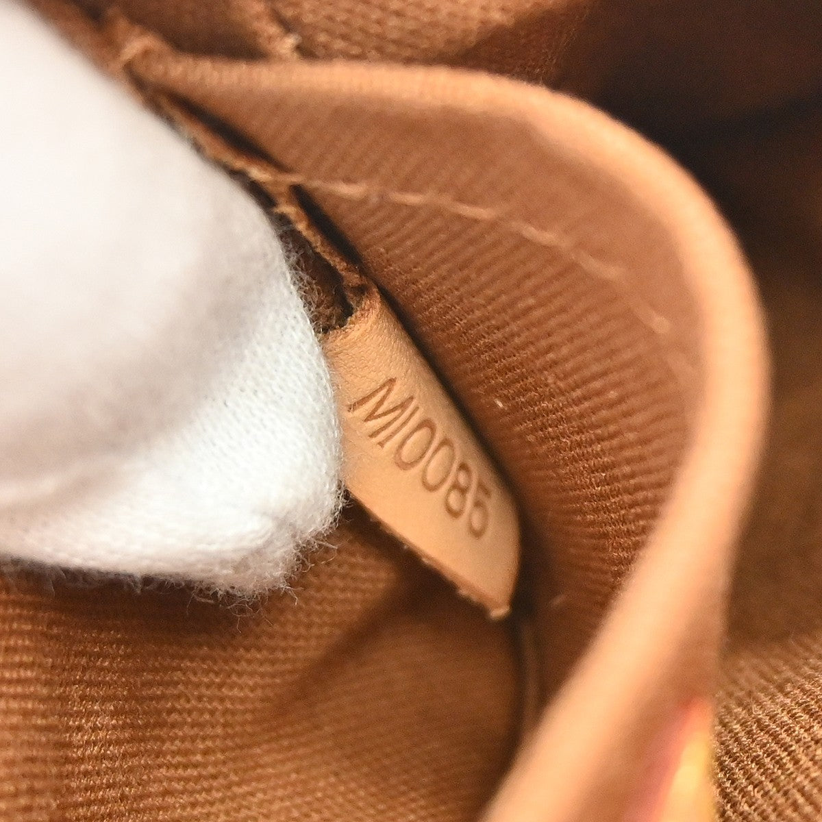 Louis Vuitton Marelle Waist Monogram Canvas, Brown, Canvas, Clutch