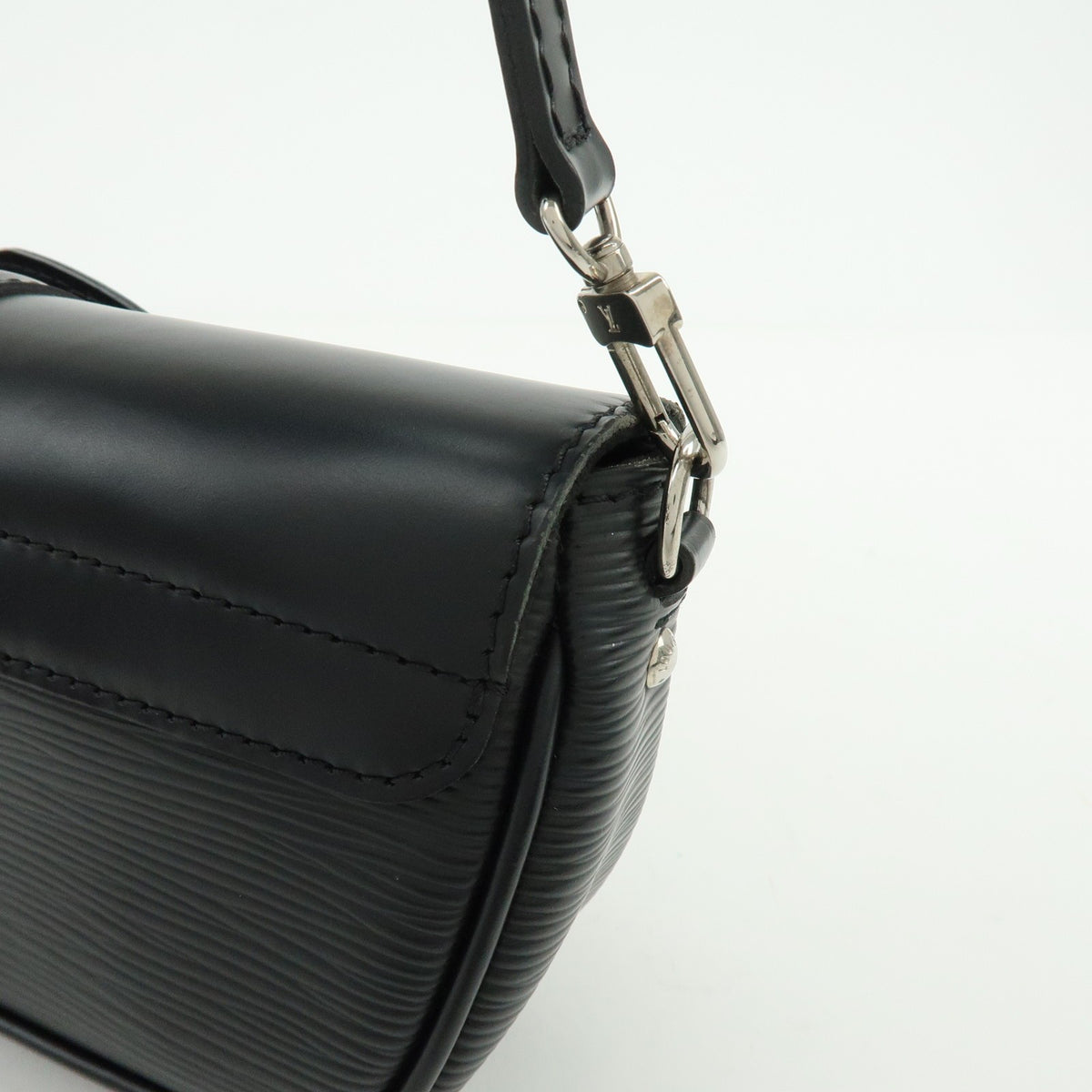 Louis Vuitton Montaigne Clutch Epi Leather, Black, Leather, Clutch