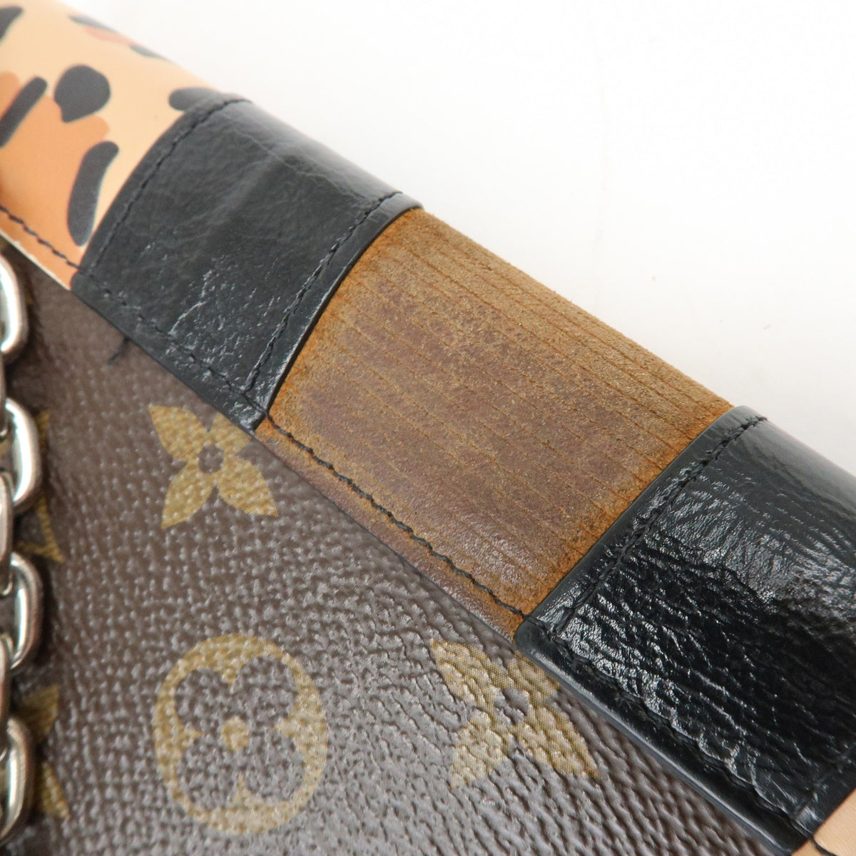 Louis Vuitton Twist Chain Limited Edition Monogram Canvas, Brown, Canvas, Crossbody Bag