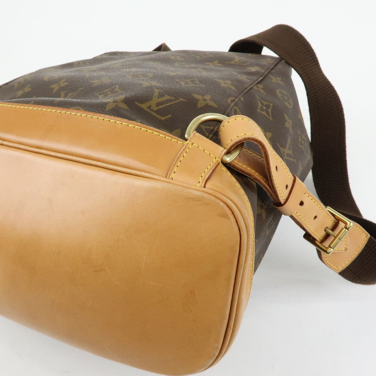 Louis Vuitton Vintage Montsouris Monogram Canvas, Brown, Canvas, Backpack