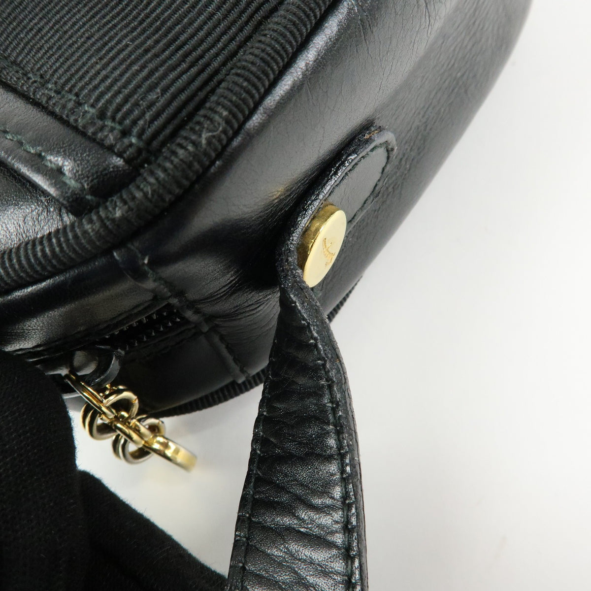 Salvatore Ferragamo Vara Bow Camera Leather, Black, Leather, Shoulder Bag