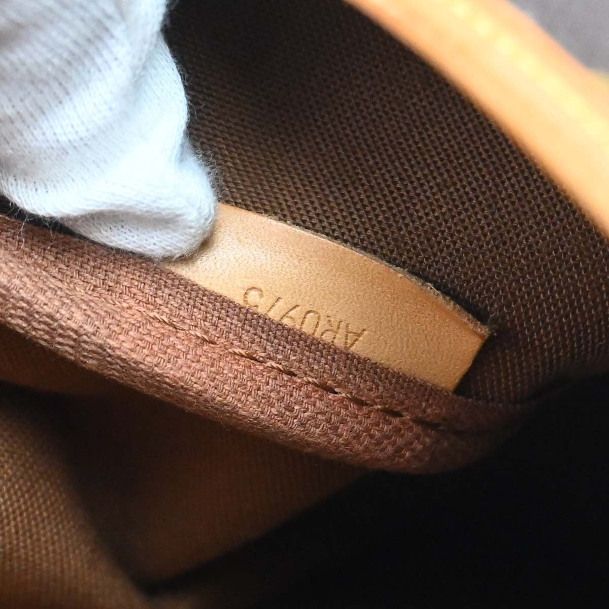 Louis Vuitton Saumur Monogram Canvas, Brown, Canvas, Shoulder Bag
