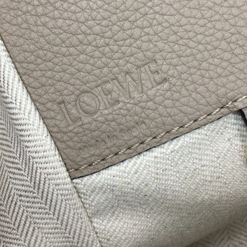 Loewe Hammock Leather, Beige, Leather, Handbag