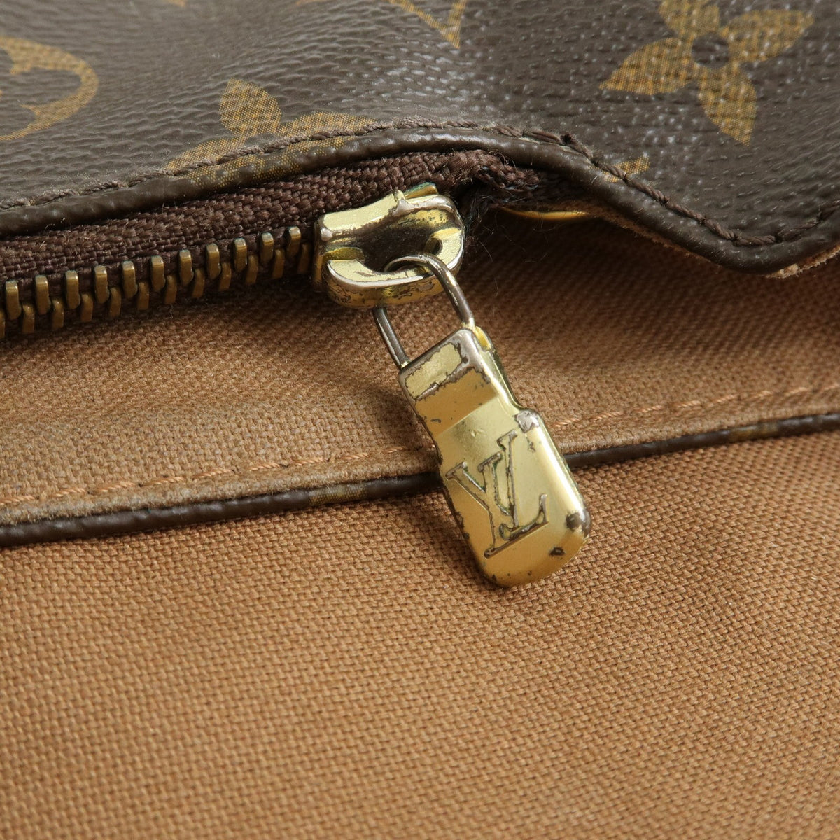 Louis Vuitton Beaubourg Messenger Monogram Canvas, Brown, Canvas, Handbag