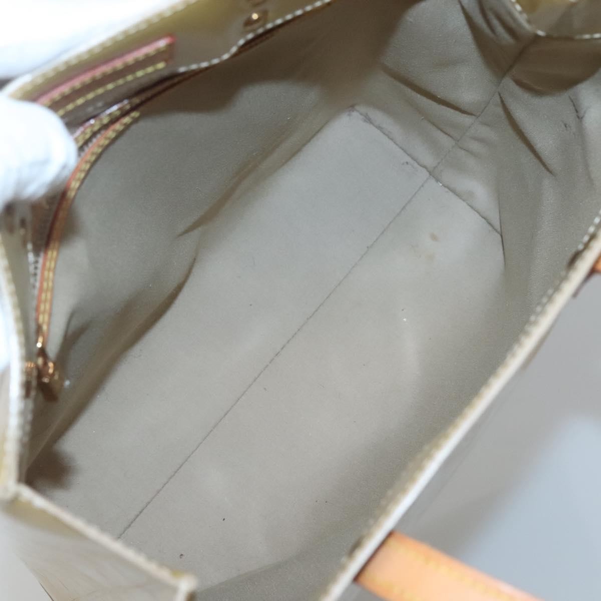 Louis Vuitton Reade Monogram Vernis, Beige, Patent Leather, Handbag