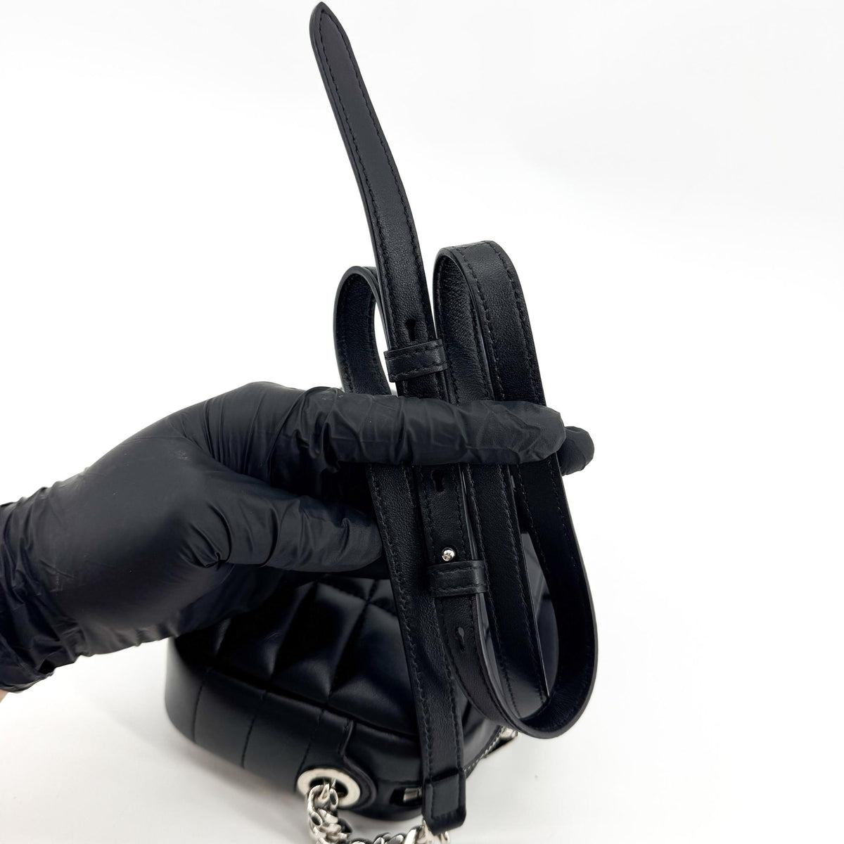 Burberry Lola Camera Quilted Leather, Black, Leather, Shoulder Bag