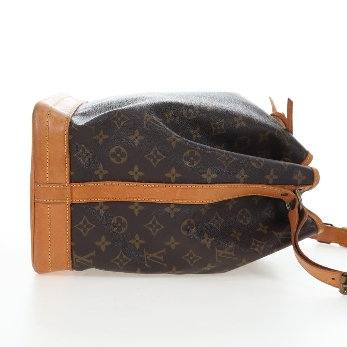 Louis Vuitton Noé Canvas, Brown, Canvas, Shoulder Bag