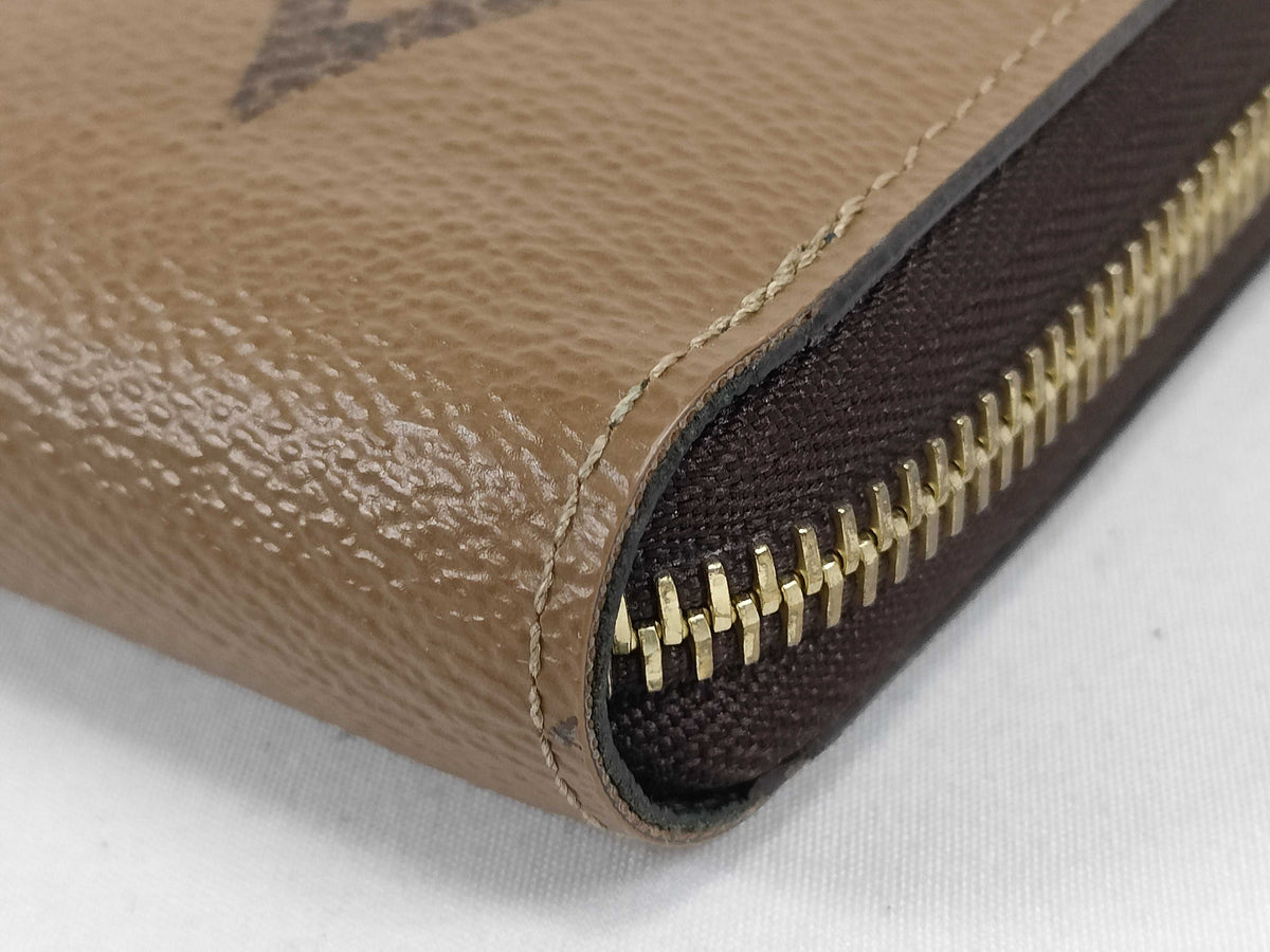 Louis Vuitton Zippy Reverse Monogram Giant, Brown, Leather, Wallet