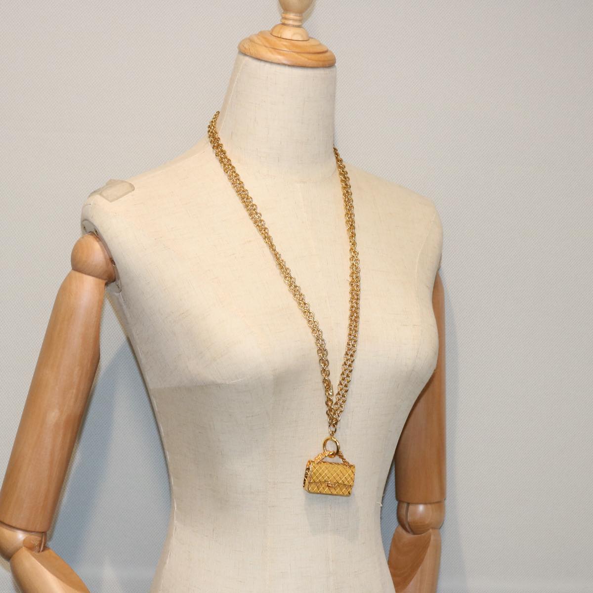 Chanel Matelassé, Gold, Metal, necklace